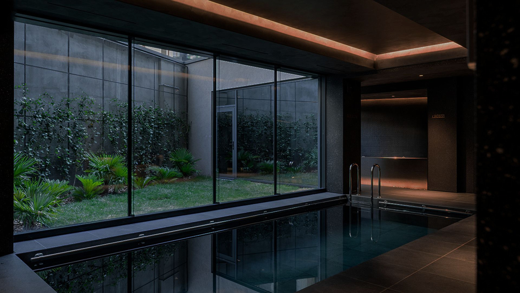 Aqua Zonă ViviSpa - bazin interior